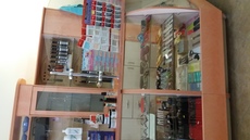 Продаються меблі для магазину