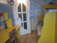 Продам детскую спальню с МДФ