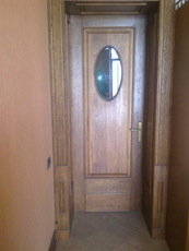 Продам межкомнатные деревянные двери.