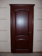 Двери деревянные