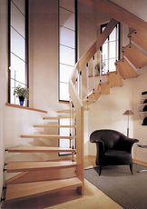 Лестницы из дерева для дома, дачи, офиса