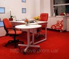 Пропонуємо офісні меблі