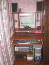 Компьютерный стол