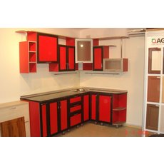 продам кухню с выставки мебельного салона соскидкой размер 