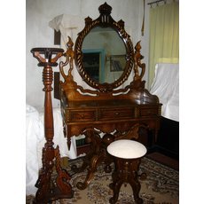Комплект мебели `Копия Людовик XIV`