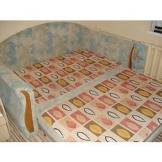Продам спальный б/у диван с тумбами