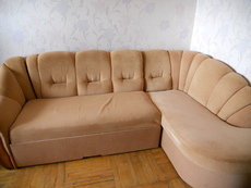 Продам угловой диван (состояние отличное)