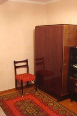 Продам шкаф б/у. Лакированый, 2-х створчатый, Не дорого