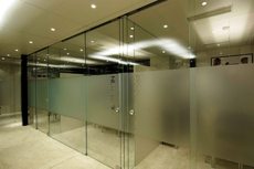 Стеклянные перегородки