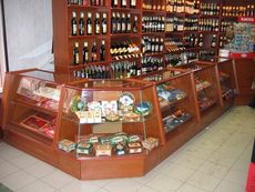 Изготовим торговые стеллажи, прилавки, витрины из ДСП, систе