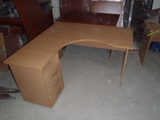 Продам б/у стол угловой