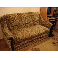 Продам диван раскладной, размером 200см х 90см х h 100см. 