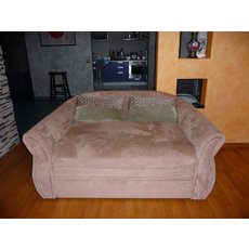 Продам раскладной диван в хорошем состоянии!