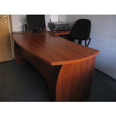 Продам угловой письменный стол