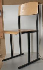 Стул ученический на лыжах