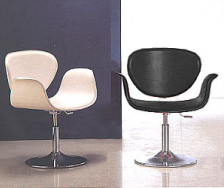 Продам стильное кресло