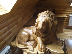 Элитная скульптура из дерева.