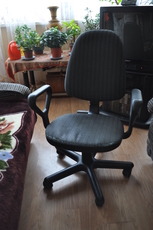 Продам б/у кресло срочно