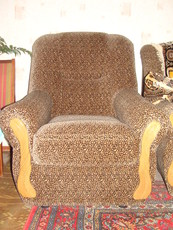 Продам ДВА кресла