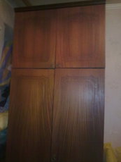 Продам недоро б/у шкаф