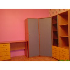 Мебель в детскую с крашеными фасадами