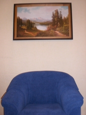 Продам б/у мягкий уголок и кресло