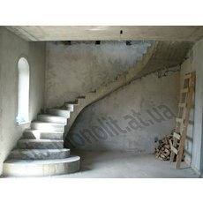 Лестницы бетонные монолитные для дома - Киев