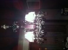 Продам люстру