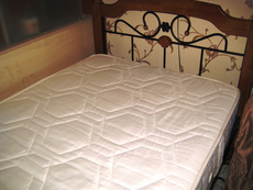 Кровать односпальная