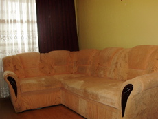 продам угловой диван б/у. НЕДОРОГО