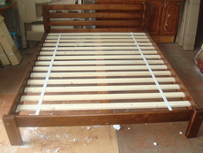 Кровати из массива сосны от-1450 грн.