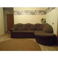 СРОЧНО продам угловой диван и кресло б/у ВСЕГО 2000гр