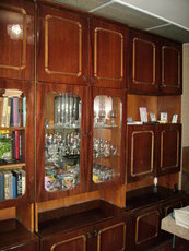 продам стенку и книжные полки