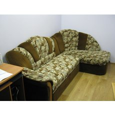 Продам угловой диван и кресло в Симферополе