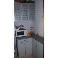 Продам маленькую кухню (мебель)