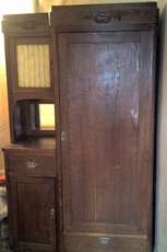 Продам старый шкаф