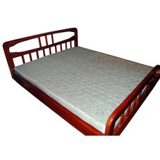 Продам Двухспальную кровать (2 200 грн.)