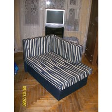 Стильный компактній диван
