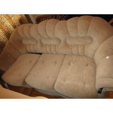 Продам диван и два кресла СРОЧНО