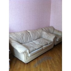 CРОЧНО! Продам диван и кресло из кожзаменителя. 2500 грн.