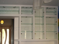 Стеклянные полки