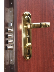 Изготовление, ремонт, реставрация, монтаж бронедверей.