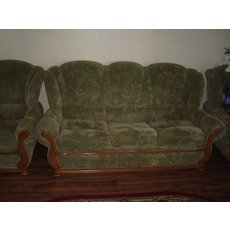 Продам диван и 2 кресла б/у (2000)