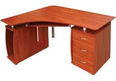 Столы компьютерные и письменные