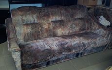 продам диван с 2мя креслами