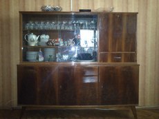 продам сервант