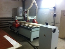 Продаем гравировально-фрезерный станок MAXICAM MAXI-W 1325