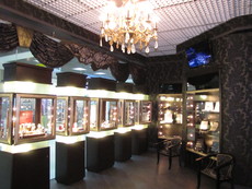 Продам мебель для магазина