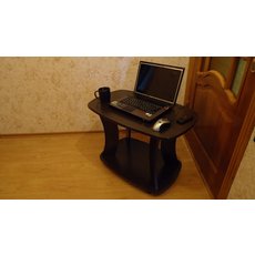 Продаю журнальный/кофейный (или для ноутбука) столик