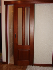 Двери деревянные из массива